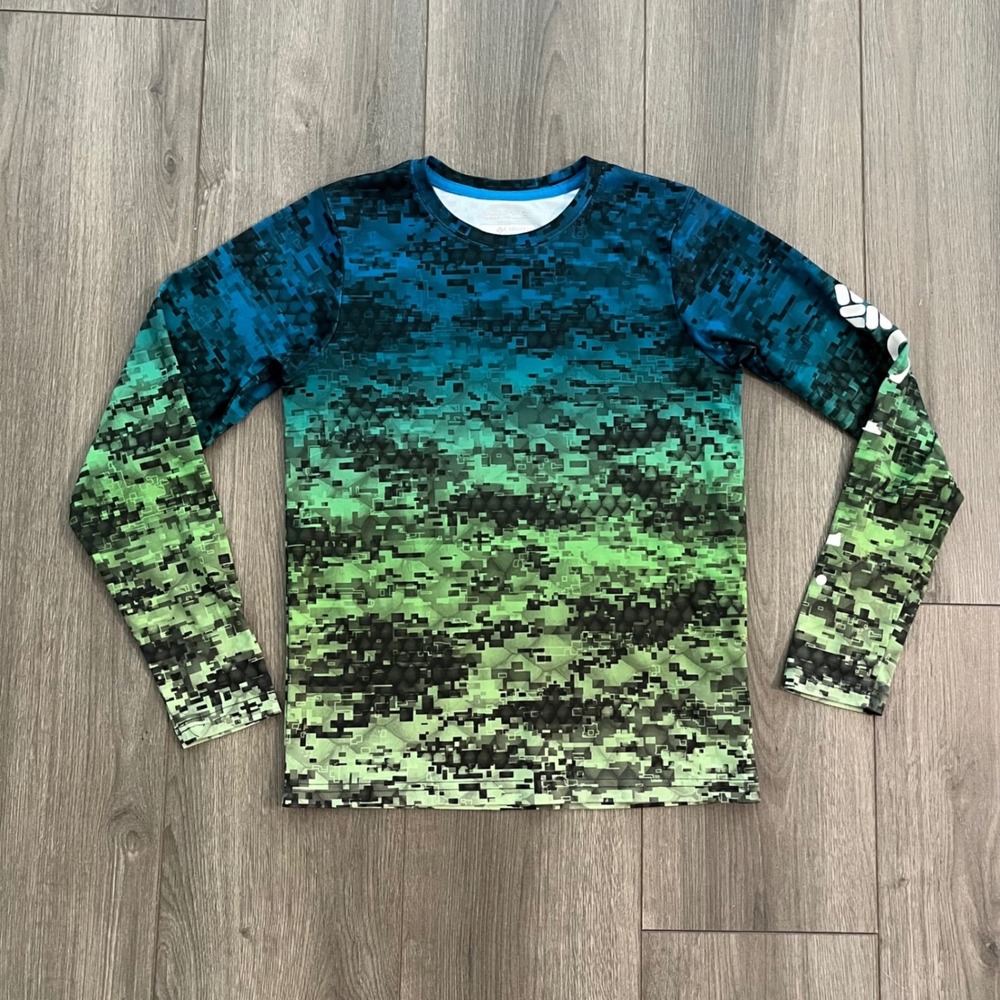 Columbia Kids Omni-Wick Long Sleeve Shirt Blue Green Digital Camo Size M 10/12